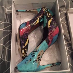 Steve Madden pumps size 9